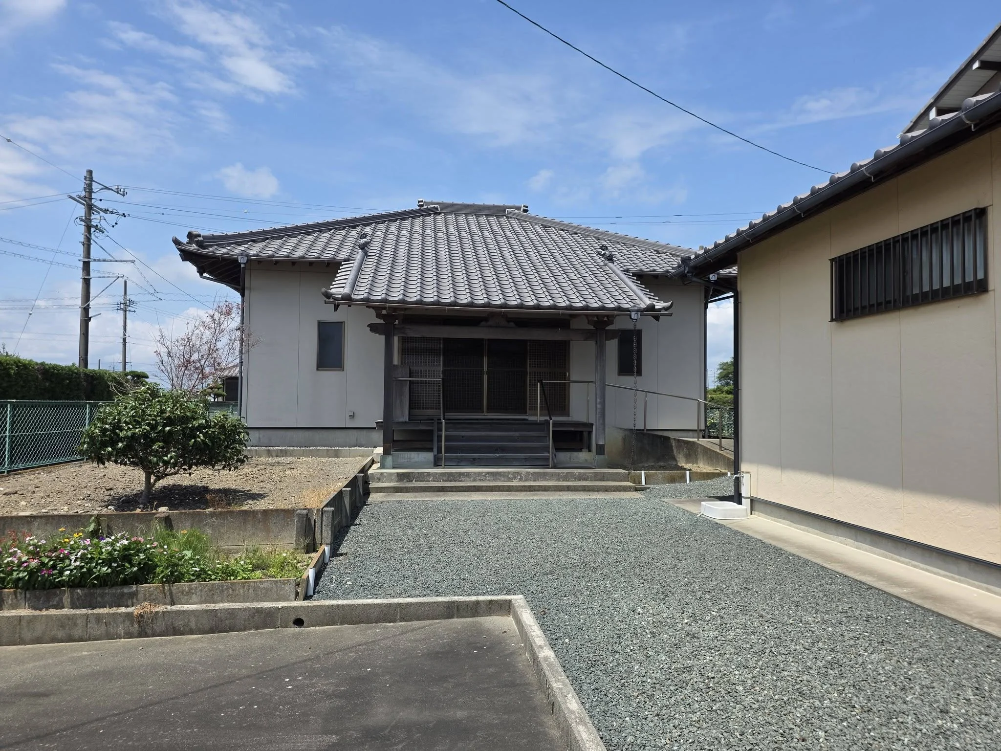 豊田院の堂宇正面